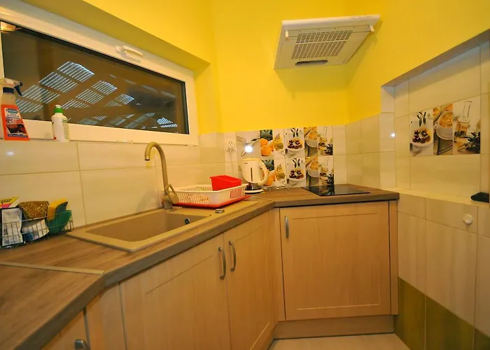 アパート U Jacka